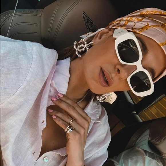 NEW PRADA SYMBOLE PR17WS 1425S0 WOMEN’S SUNGLASSES PRADA SPR 17W WHITE PR 17WS - Picture 1 of 15